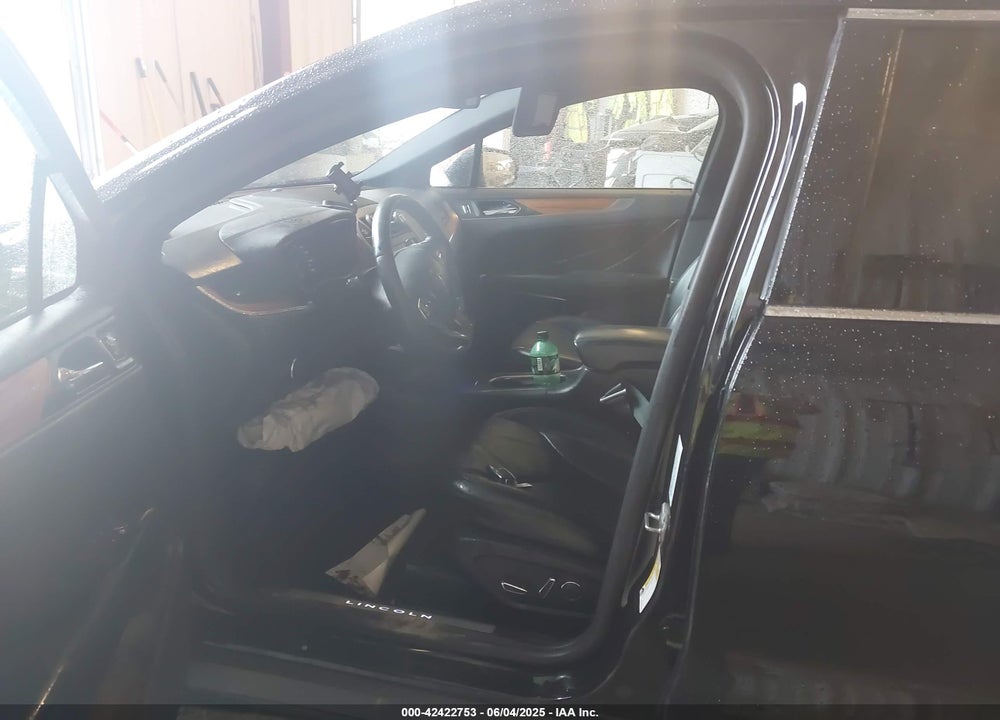 2019 LINCOLN MKC RESERVE VIN: 5LMCJ3D98KUL17162