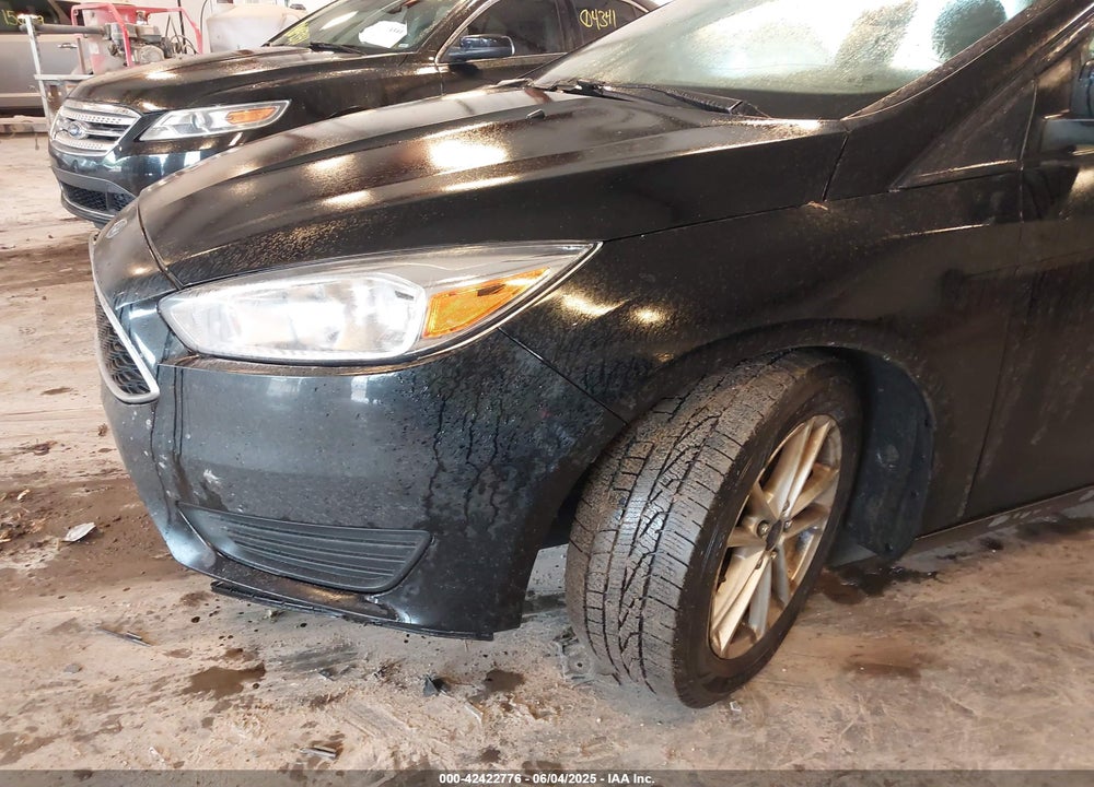 2016 FORD FOCUS VIN: 1FADP3F28GL251371