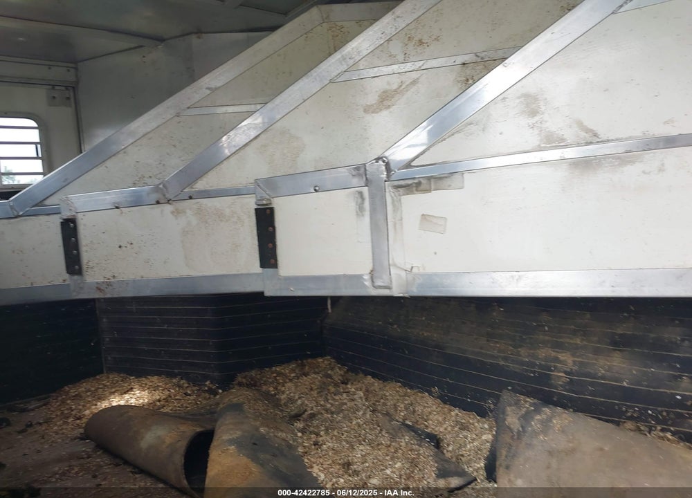 1989 SOONER TRAILER MFG CO INC OTHER VIN: 1S9S242F7K1097372