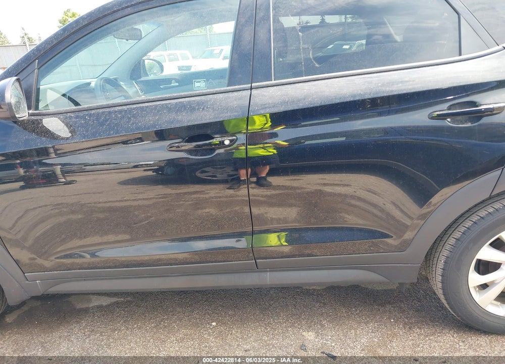 2019 HYUNDAI TUCSON VIN: KM8J2CA44KU916687