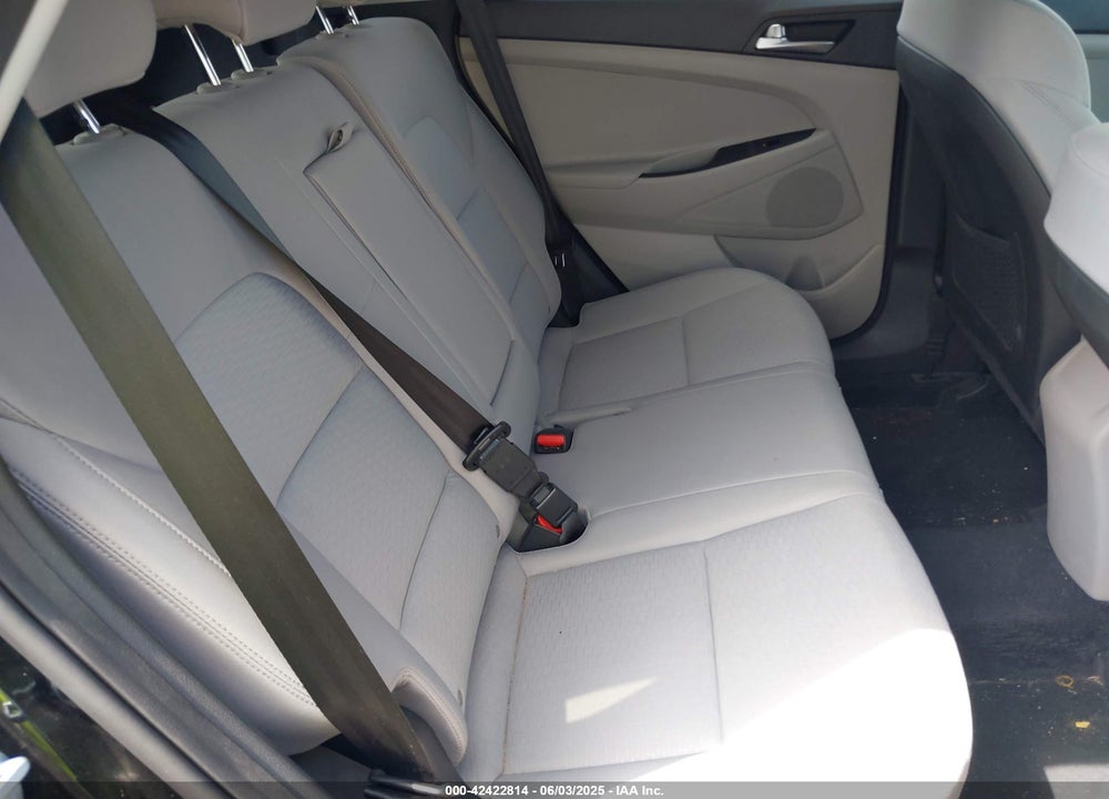 2019 HYUNDAI TUCSON VIN: KM8J2CA44KU916687