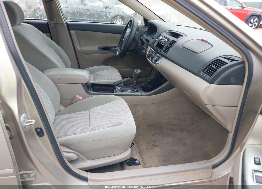 2002 TOYOTA CAMRY SE VIN: 4T1BE32K52U614799
