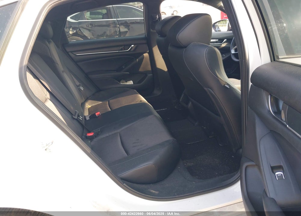 2018 HONDA ACCORD VIN: 1HGCV1F38JA235670