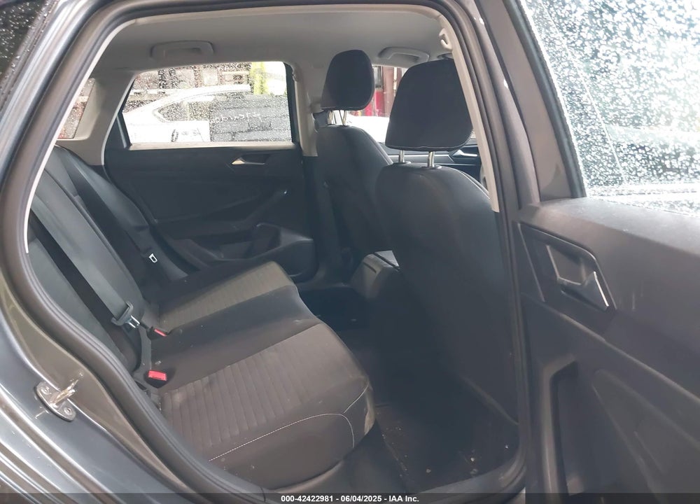 2024 VOLKSWAGEN JETTA VIN: 3VW5M7BU2RM039540