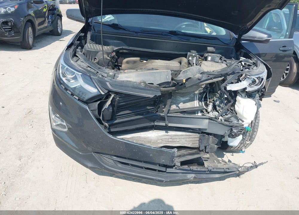 2019 CHEVROLET EQUINOX VIN: 2GNAXKEV1K6154587