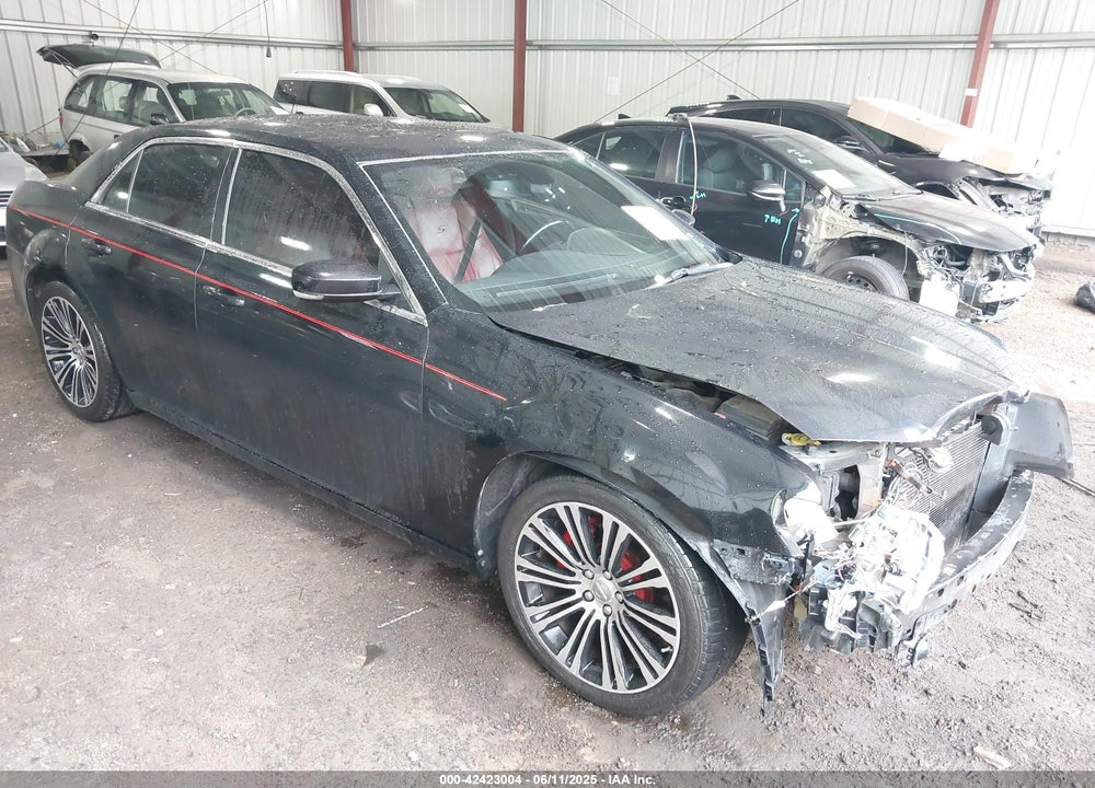 2012 CHRYSLER 300 S V8 VIN: 2C3CCADT8CH199902