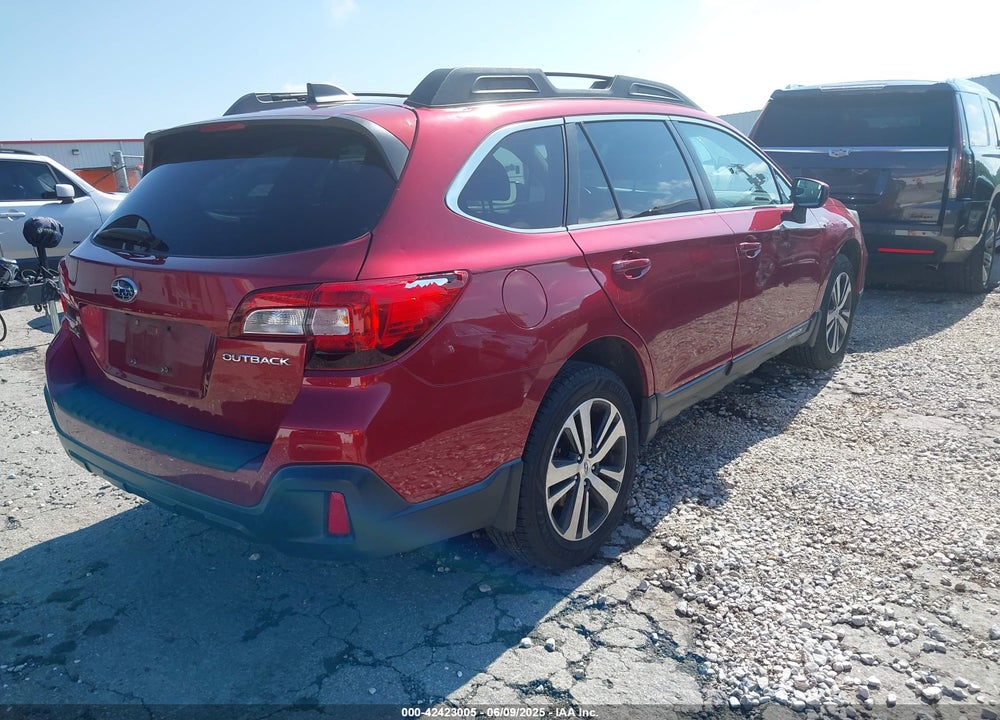 2018 SUBARU OUTBACK VIN: 4S4BSADC8J3363896