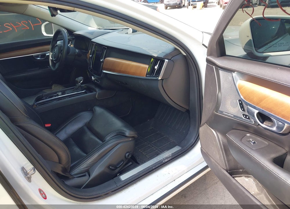 2018 VOLVO S90 T6 INSCRIPTION VIN: LVY992ML7JP017988