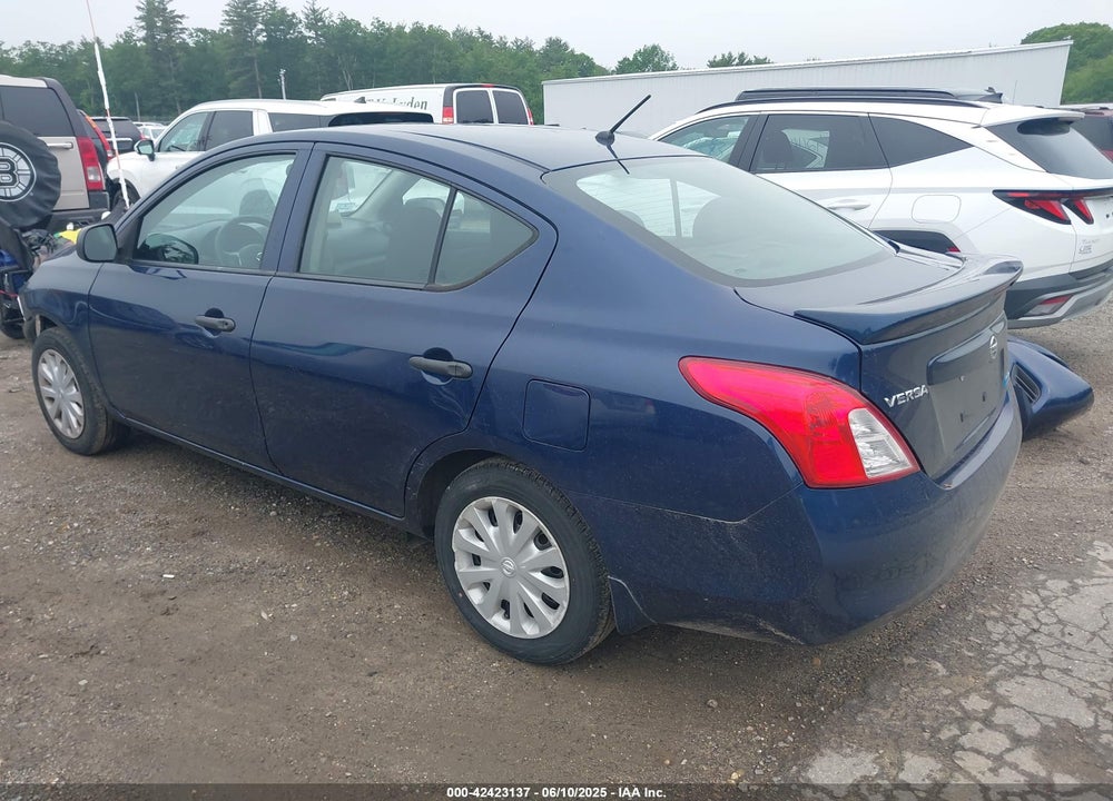 2013 NISSAN VERSA 1.6 S+ VIN: 3N1CN7AP6DL881530