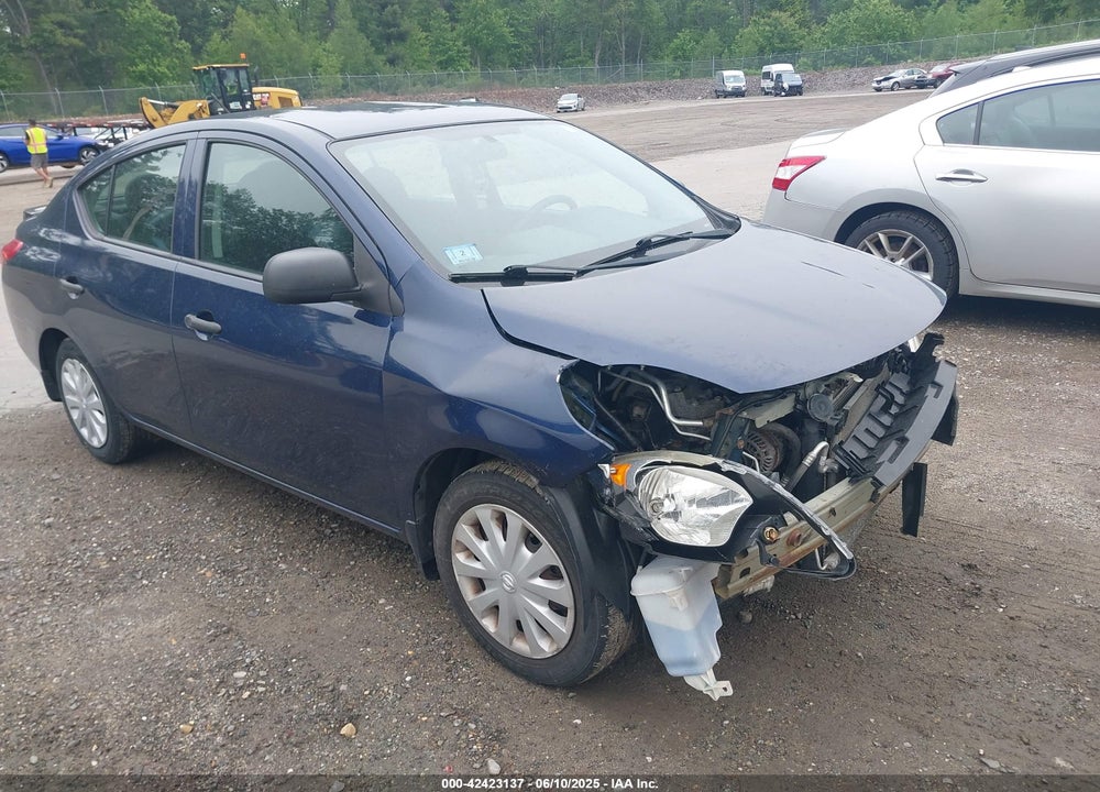 2013 NISSAN VERSA 1.6 S+ VIN: 3N1CN7AP6DL881530
