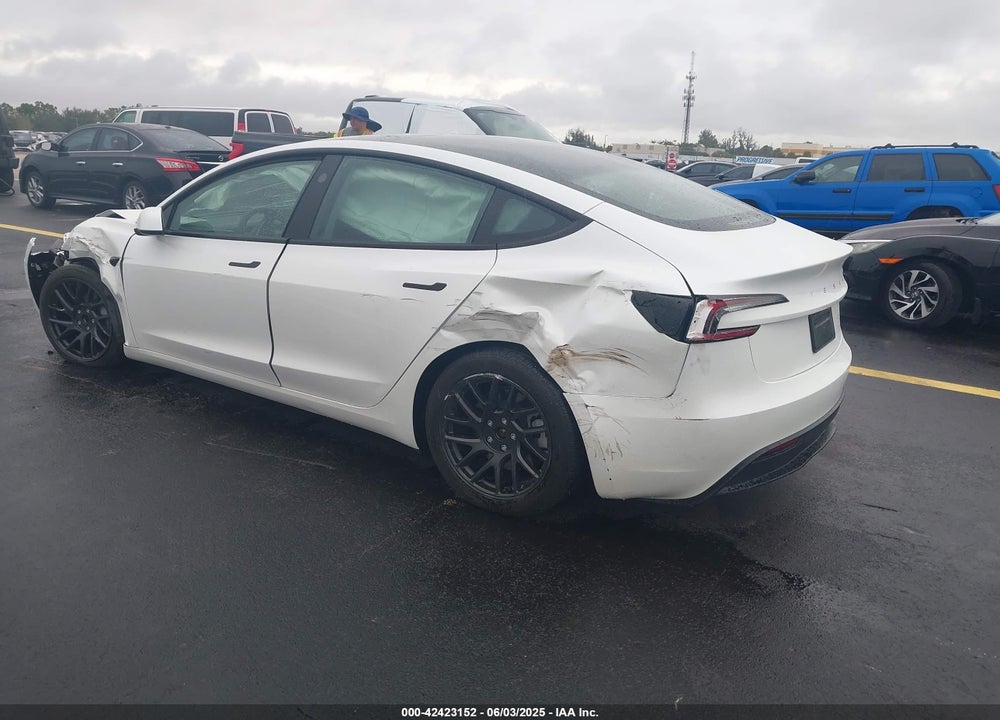 2024 TESLA MODEL 3 LONG RANGE DUAL MOTOR ALL-WHEEL DRIVE/REAR-WHEEL DRIVE VIN: 5YJ3E1EAXRF740594