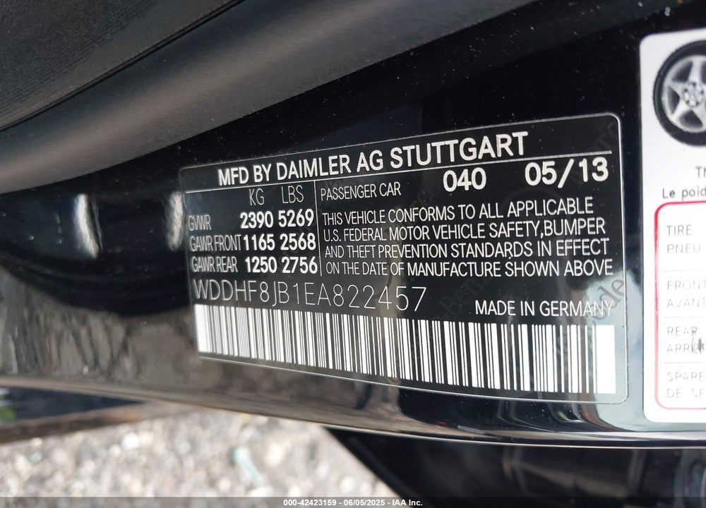 2014 MERCEDES-BENZ E VIN: WDDHF8JB1EA822457
