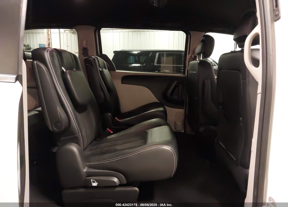 2017 DODGE GRAND CARAVAN SXT VIN: 2C4RDGCG4HR546945