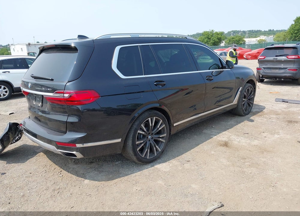 2019 BMW X7 VIN: 5UXCX4C55KLS38109