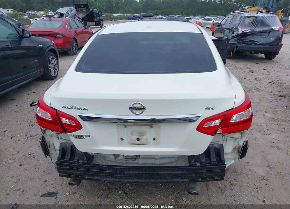 2017 NISSAN ALTIMA VIN: 1N4AL3AP5HC284685