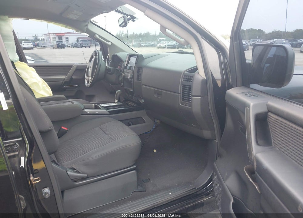 2014 NISSAN TITAN VIN: 1N6BA0EC1EN515685