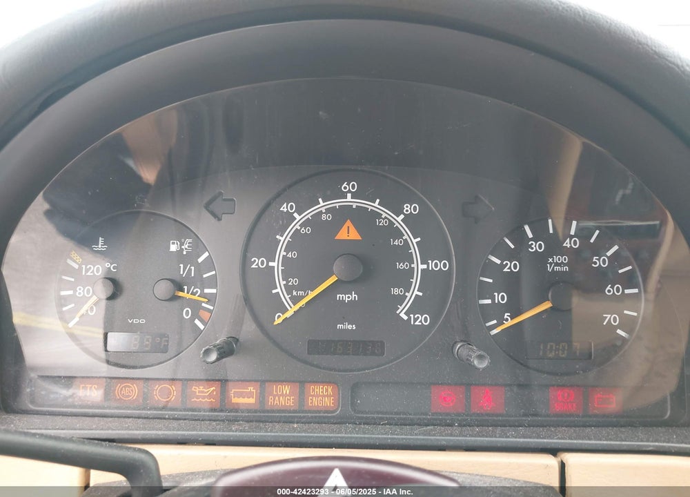 1998 MERCEDES-BENZ ML 320 CLASSIC VIN: 4JGAB54E7WA013215