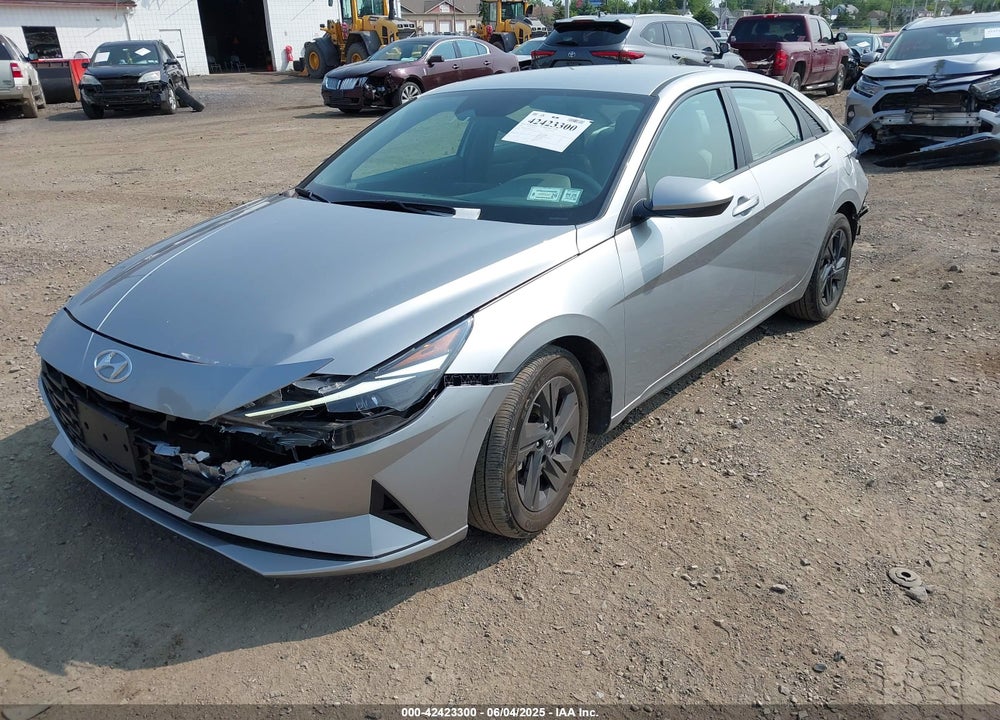2022 HYUNDAI ELANTRA VIN: 5NPLM4AGXNH075576