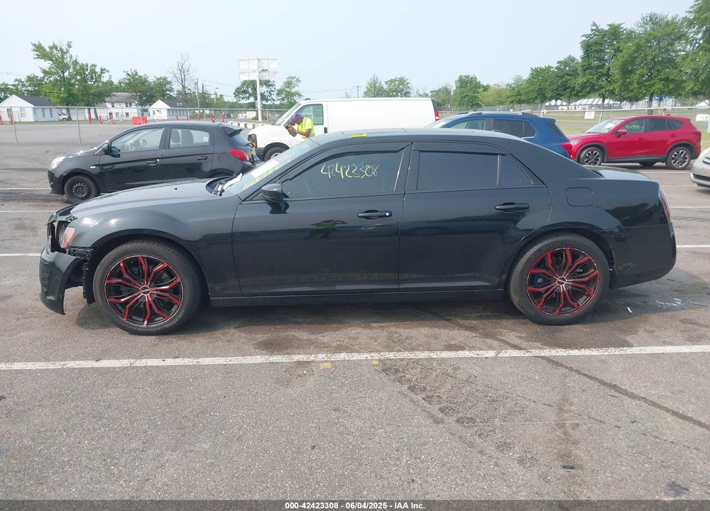 2014 CHRYSLER 300 VIN: 2C3CCAGG4EH384322