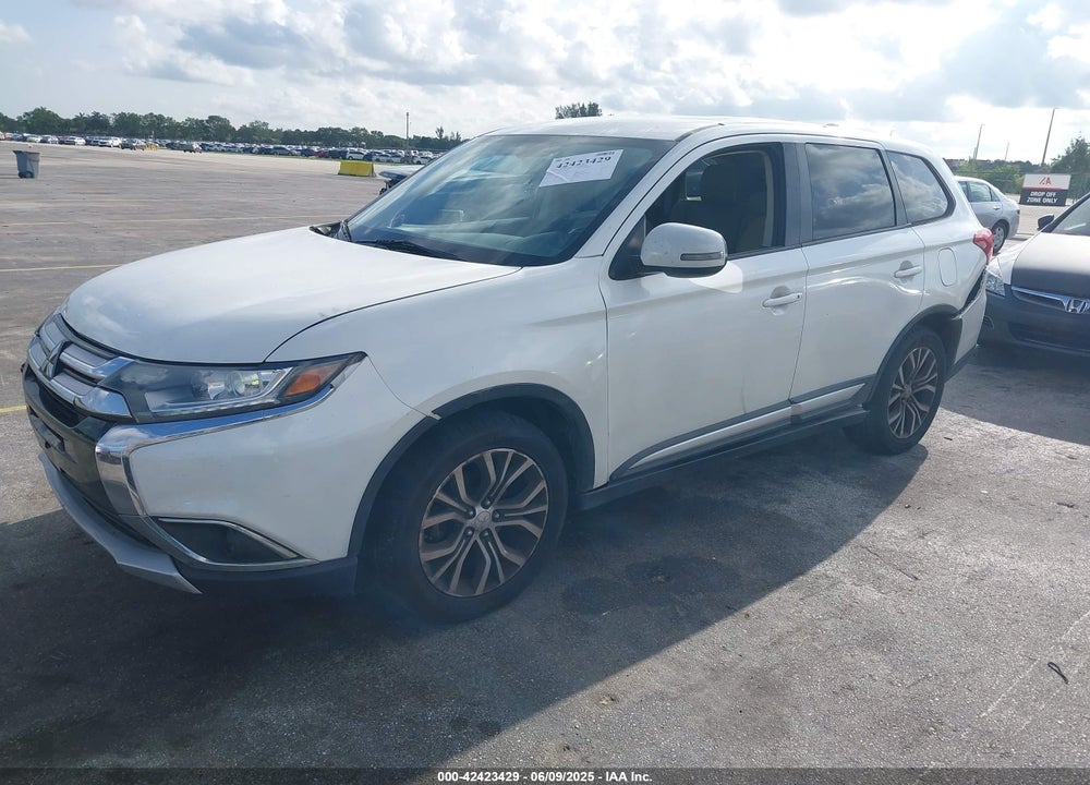 2017 MITSUBISHI OUTLANDER VIN: JA4AD3A30HZ025100
