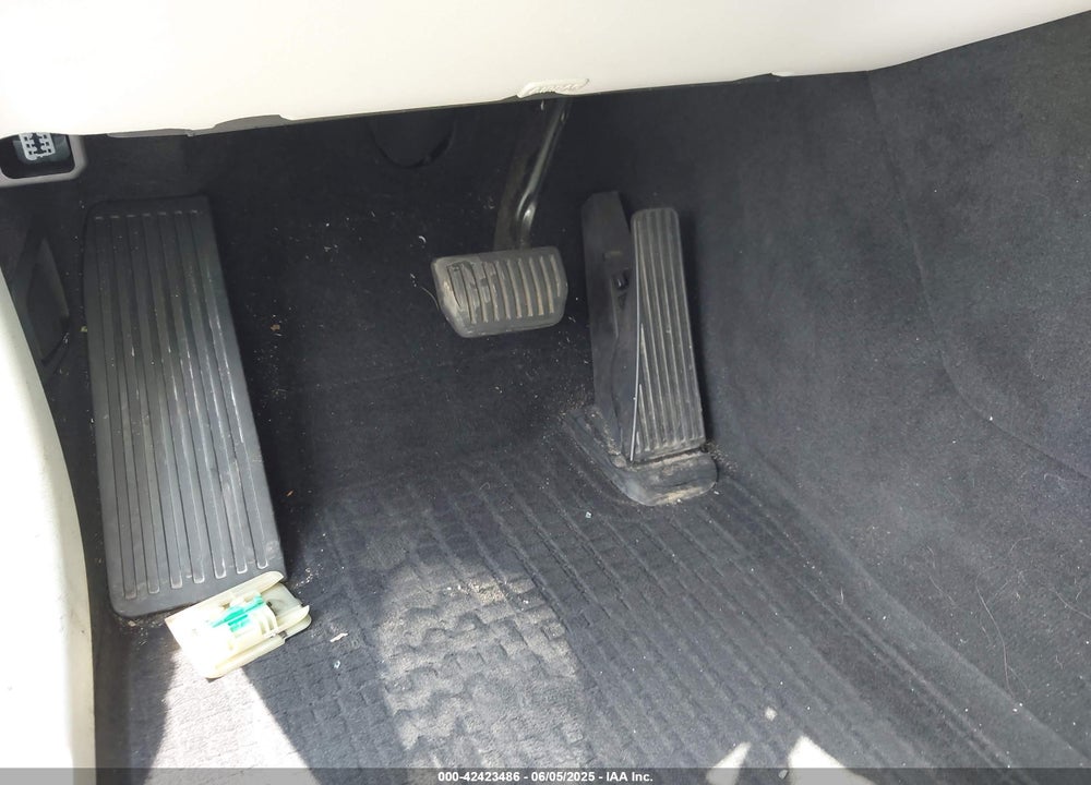 2022 VOLVO XC60 B5 MOMENTUM VIN: YV4L12DKXN1024421