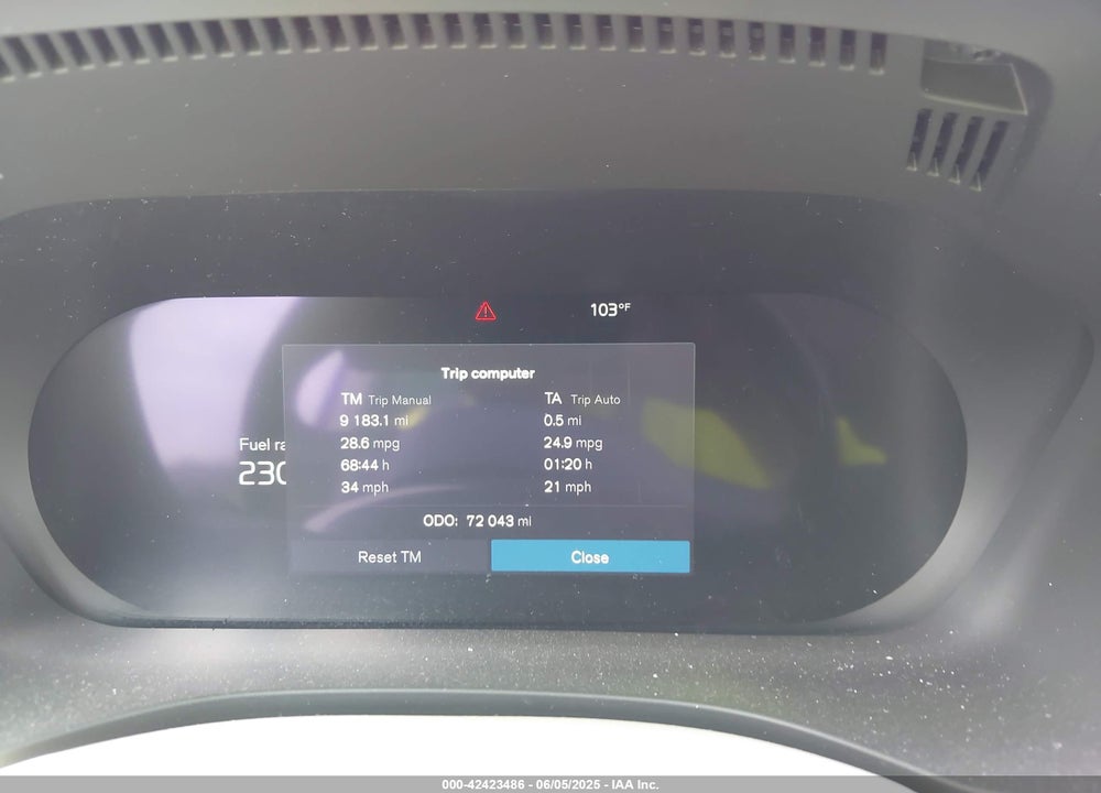 2022 VOLVO XC60 B5 MOMENTUM VIN: YV4L12DKXN1024421