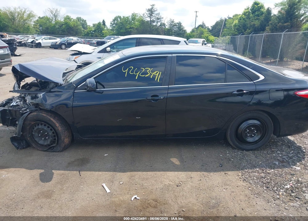 2017 TOYOTA CAMRY LE VIN: 4T1BF1FK5HU737121