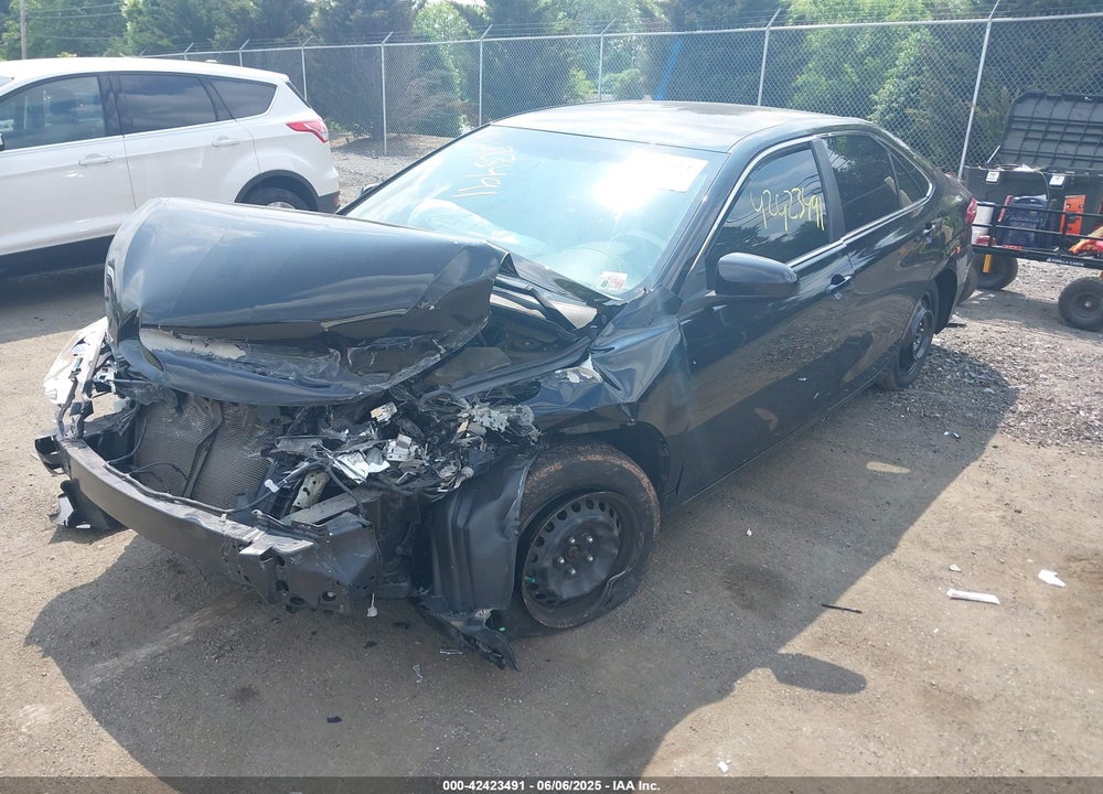 2017 TOYOTA CAMRY LE VIN: 4T1BF1FK5HU737121