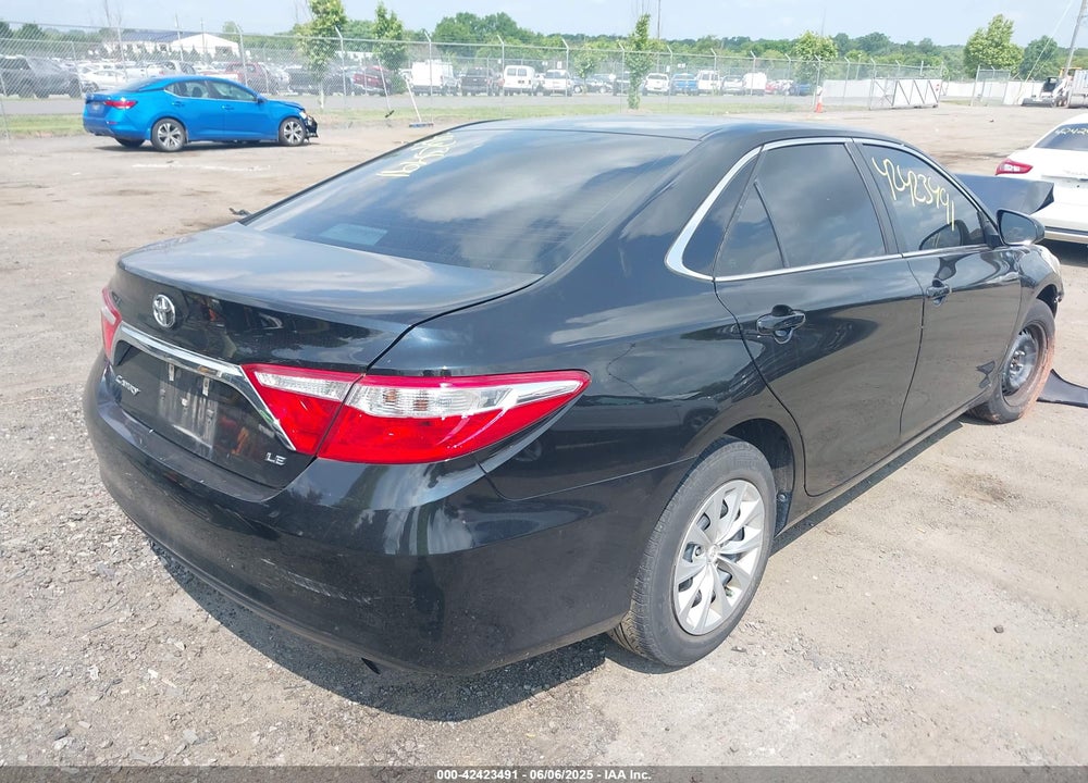 2017 TOYOTA CAMRY LE VIN: 4T1BF1FK5HU737121