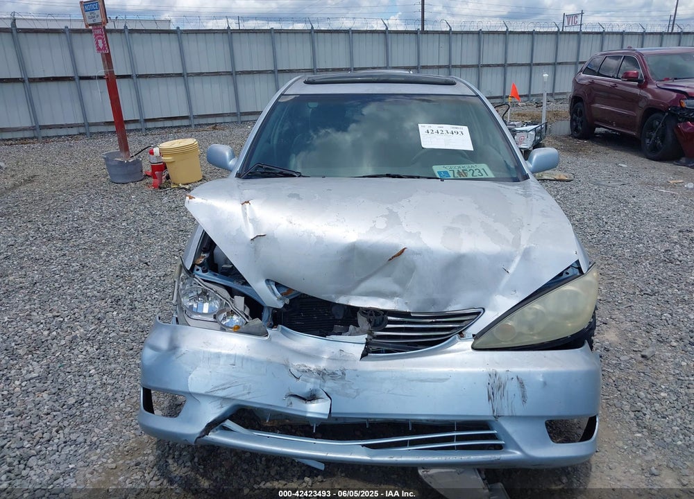 2005 TOYOTA CAMRY XLE V6 VIN: 4T1BF30K95U596781