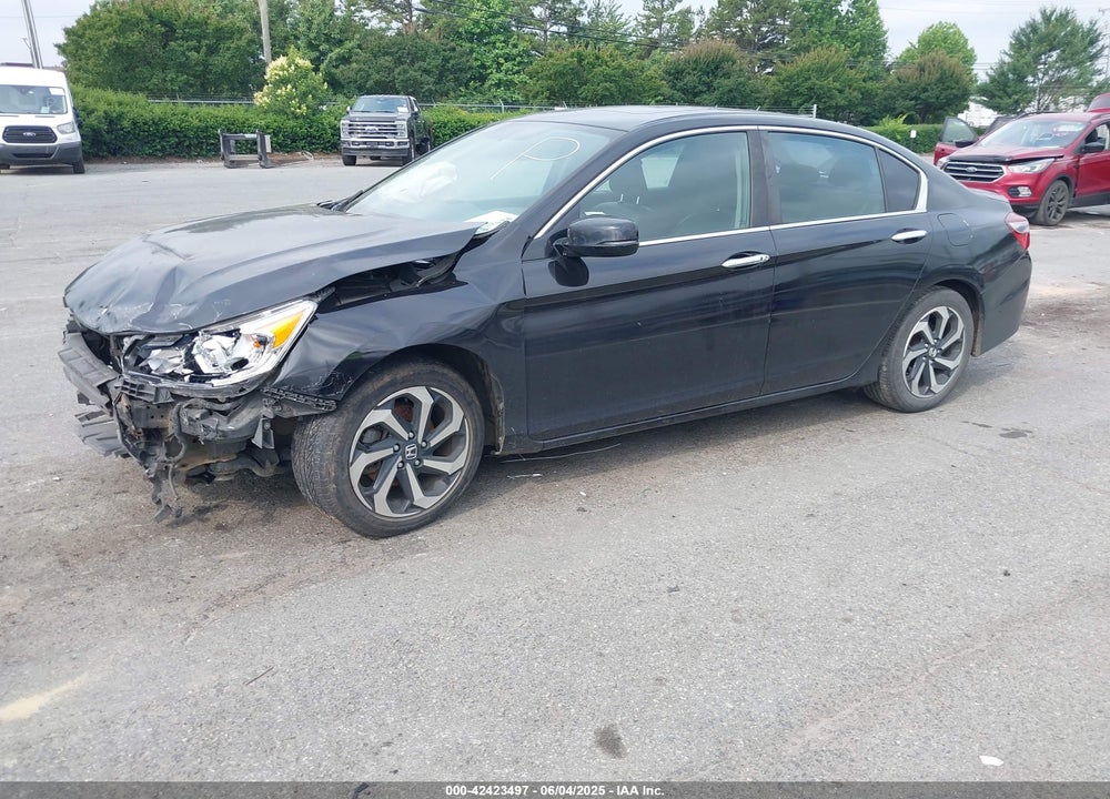 2017 HONDA ACCORD VIN: 1HGCR2F84HA250845