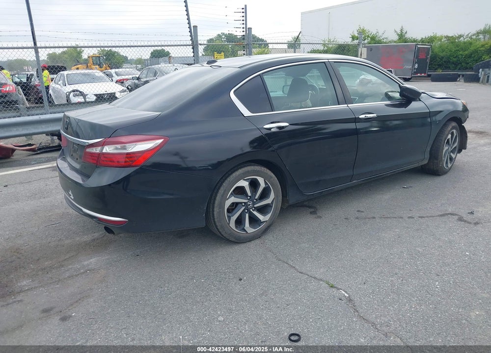 2017 HONDA ACCORD VIN: 1HGCR2F84HA250845