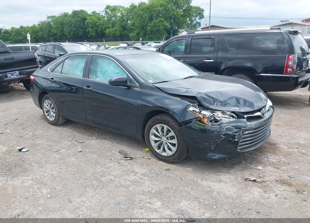 2017 TOYOTA CAMRY LE VIN: 4T1BF1FK0HU296031