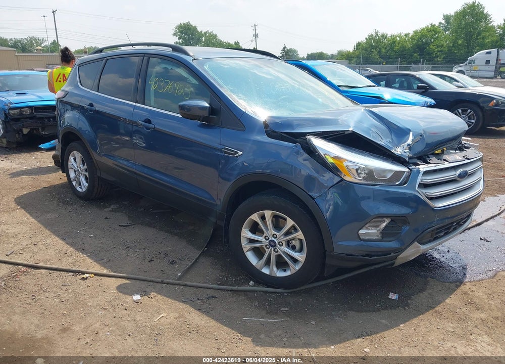 2018 FORD ESCAPE SEL VIN: 1FMCU9HD1JUC02400