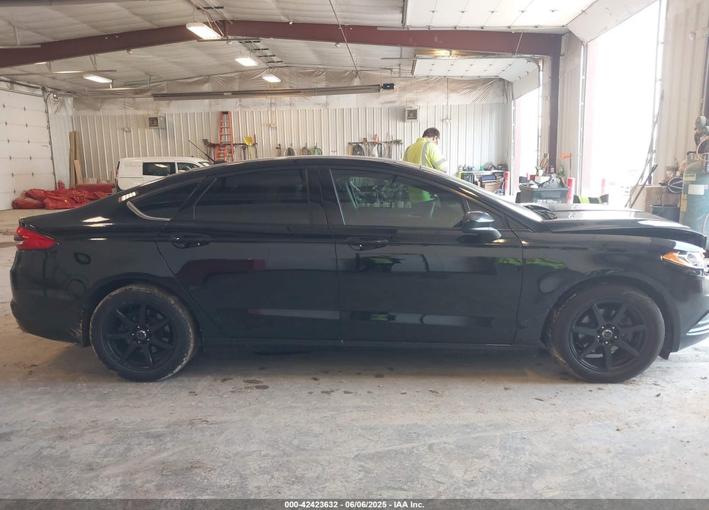 2017 FORD FUSION VIN: 3FA6P0H73HR328666