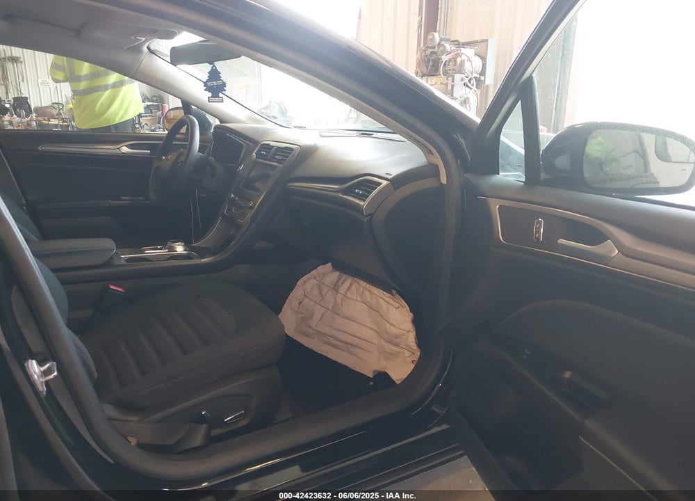 2017 FORD FUSION VIN: 3FA6P0H73HR328666