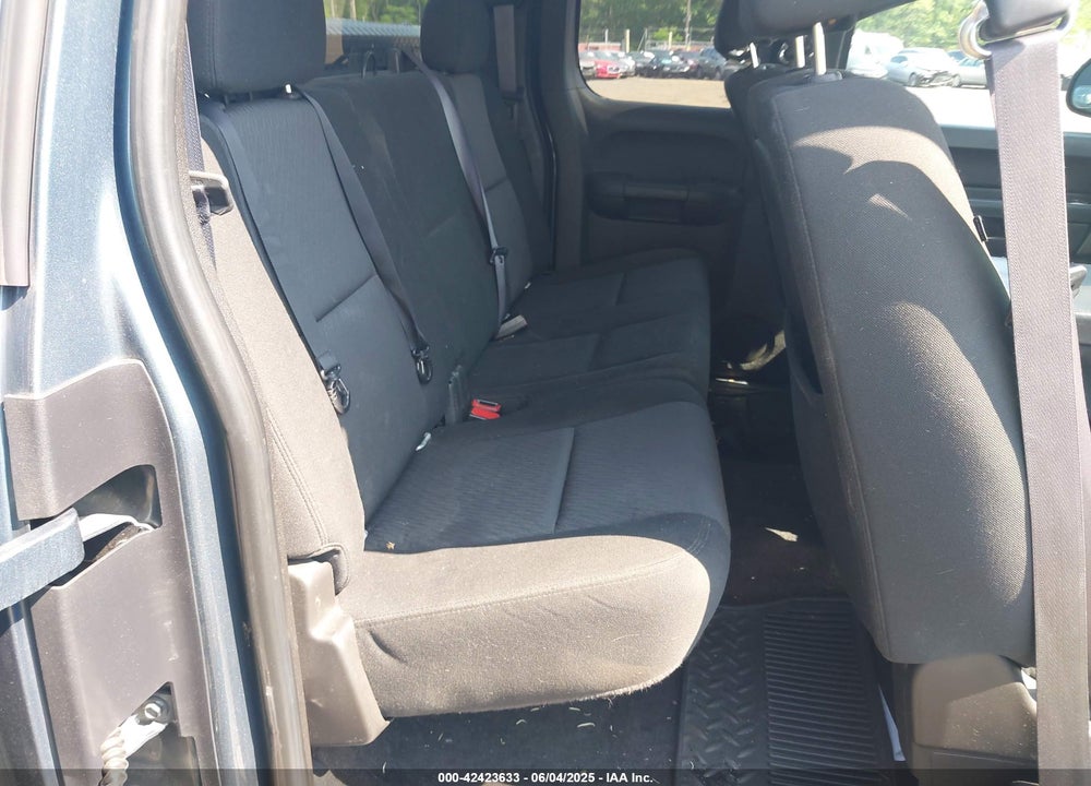 2011 CHEVROLET SILVERADO 1500 VIN: 1GCRKSE33BZ113293