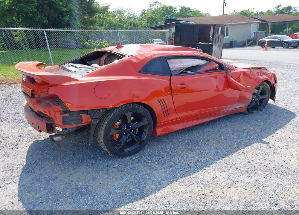 2013 CHEVROLET CAMARO 2SS VIN: 2G1FT1EW8D9150558