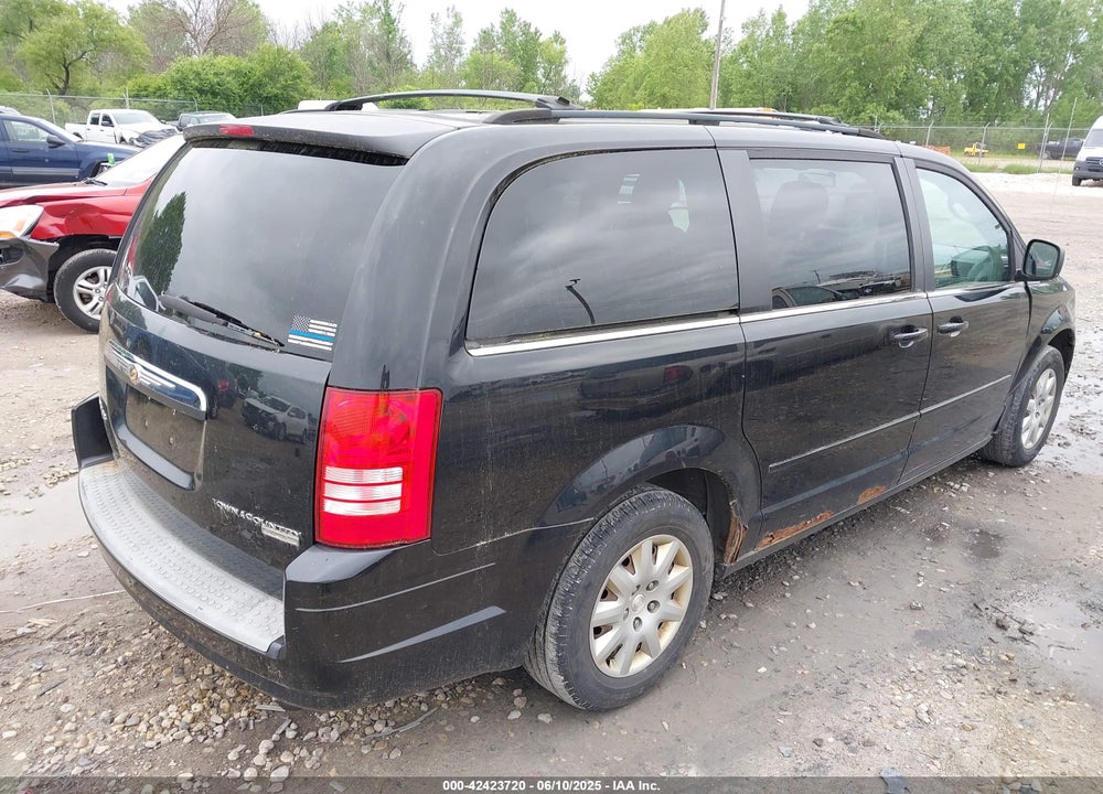 2009 CHRYSLER TOWN & COUNTRY LX VIN: 2A8HR44E79R604159