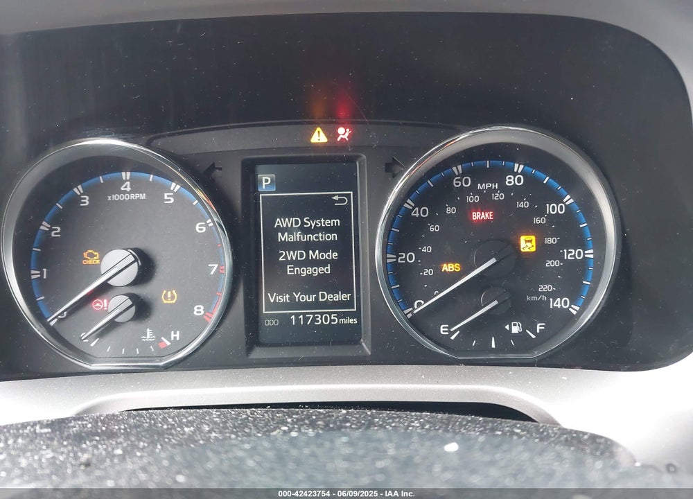 2016 TOYOTA RAV4 XLE VIN: JTMRFREV5GJ076381