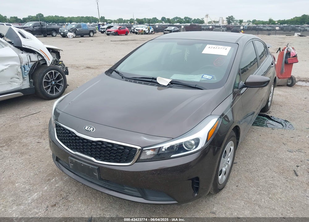 2018 KIA FORTE VIN: 3KPFK4A73JE213802