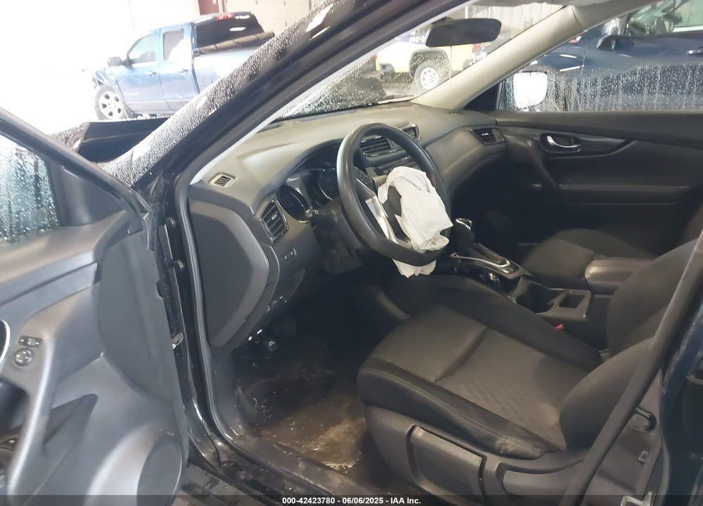 2017 NISSAN ROGUE S VIN: JN8AT2MV2HW257283