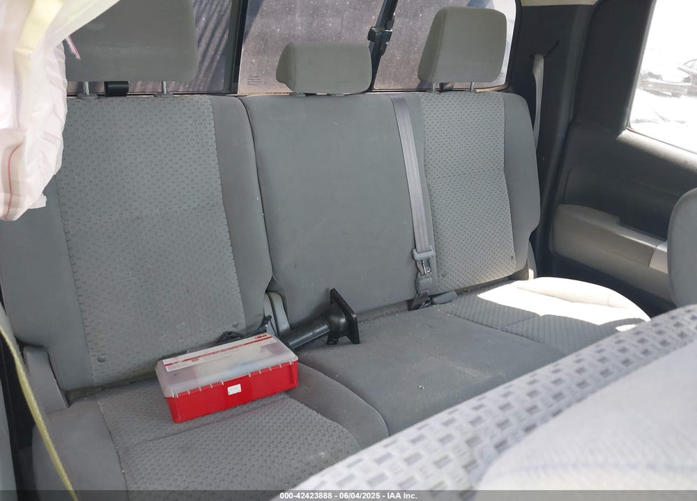 2008 TOYOTA TUNDRA BASE 5.7L V8 VIN: 5TFCV54198X005988