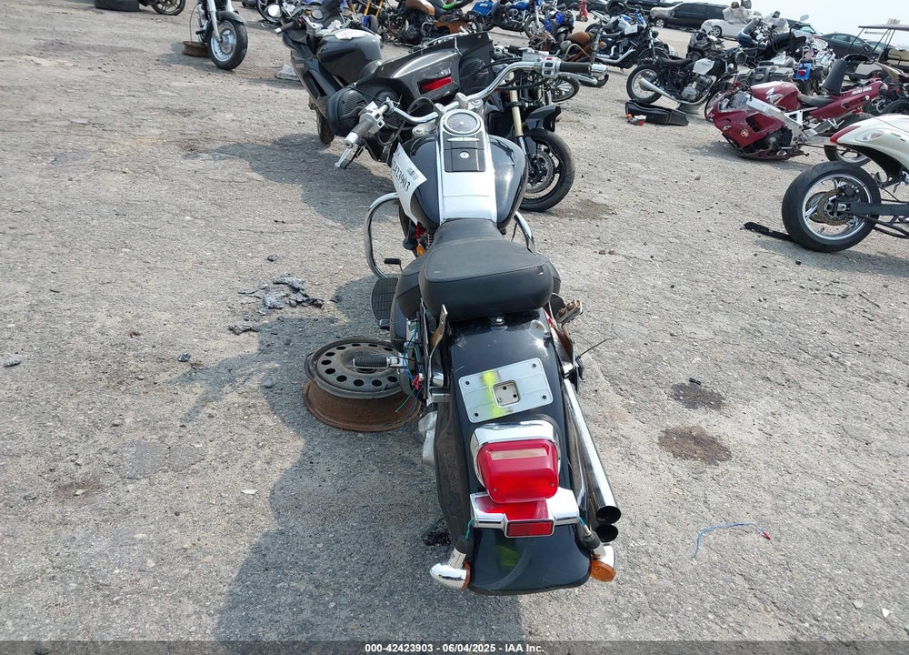 2005 SUZUKI C90 VIN: JS1VY52A352101508