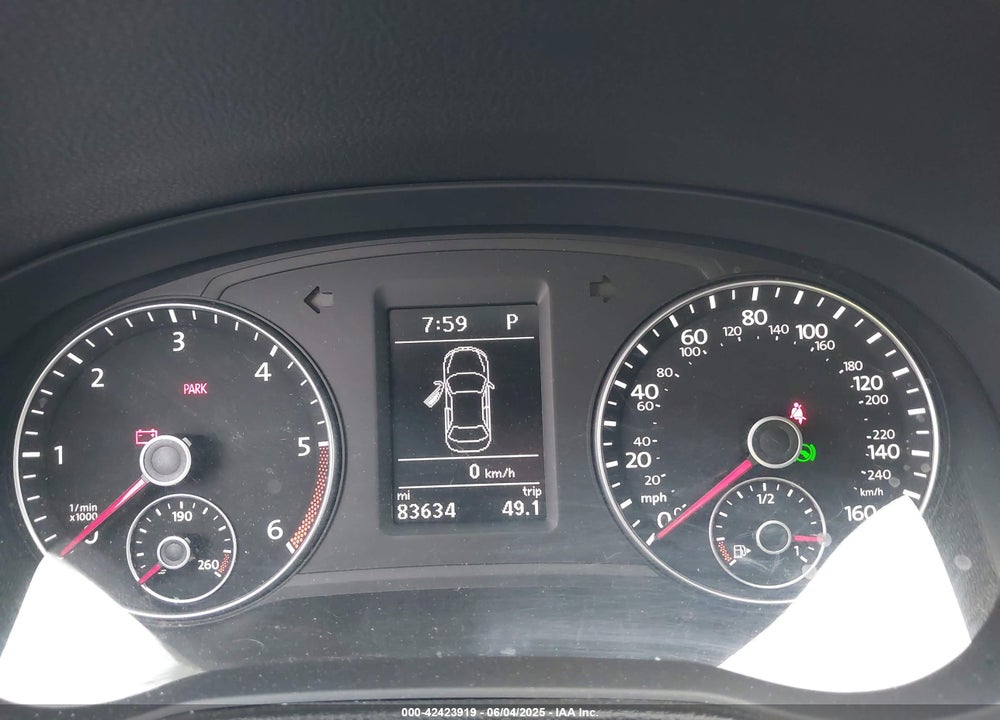 2013 VOLKSWAGEN PASSAT VIN: 1VWBN7A34DC148052
