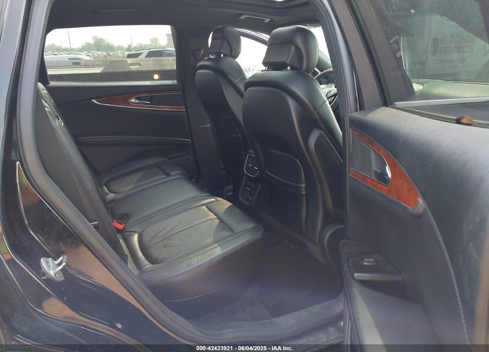 2016 LINCOLN MKX VIN: 2LMTJ8LR9GBL86915