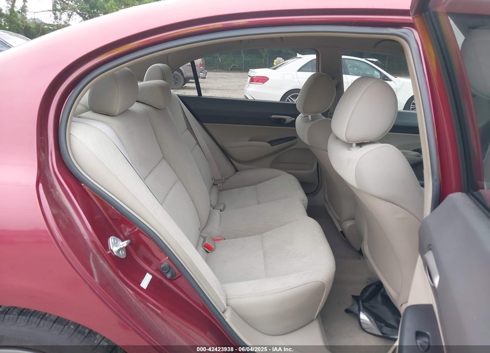 2010 HONDA CIVIC LX VIN: 19XFA1F51AE076254