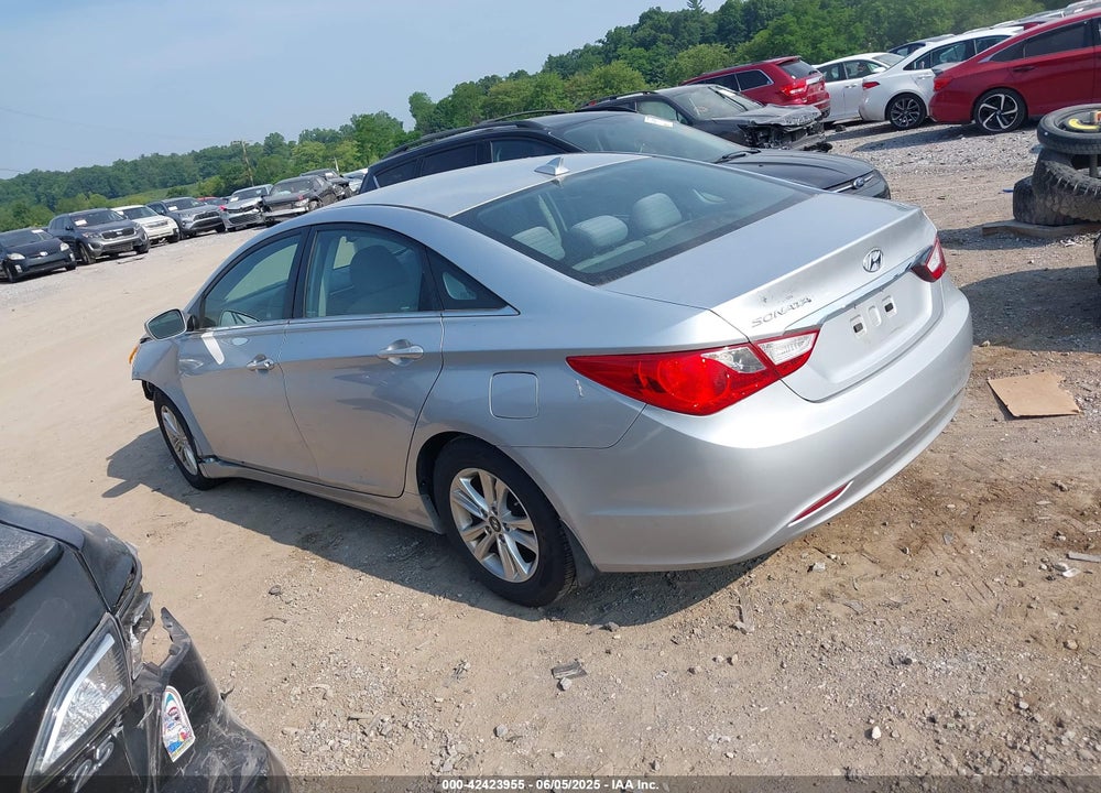 2013 HYUNDAI SONATA VIN: 5NPEB4AC4DH680560