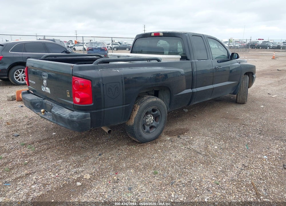 2005 DODGE DAKOTA ST VIN: 1D7HE22K95S335614