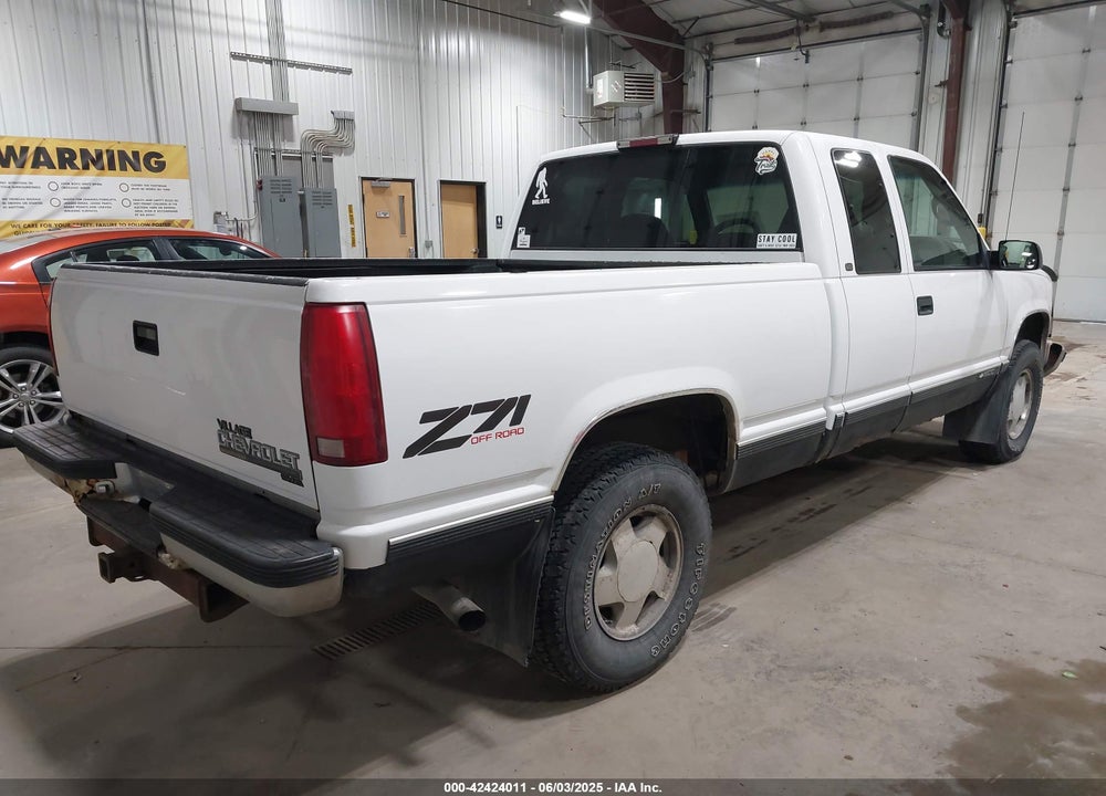 1998 CHEVROLET K1500 FLEETSIDE VIN: 2GCEK19R2W1100363